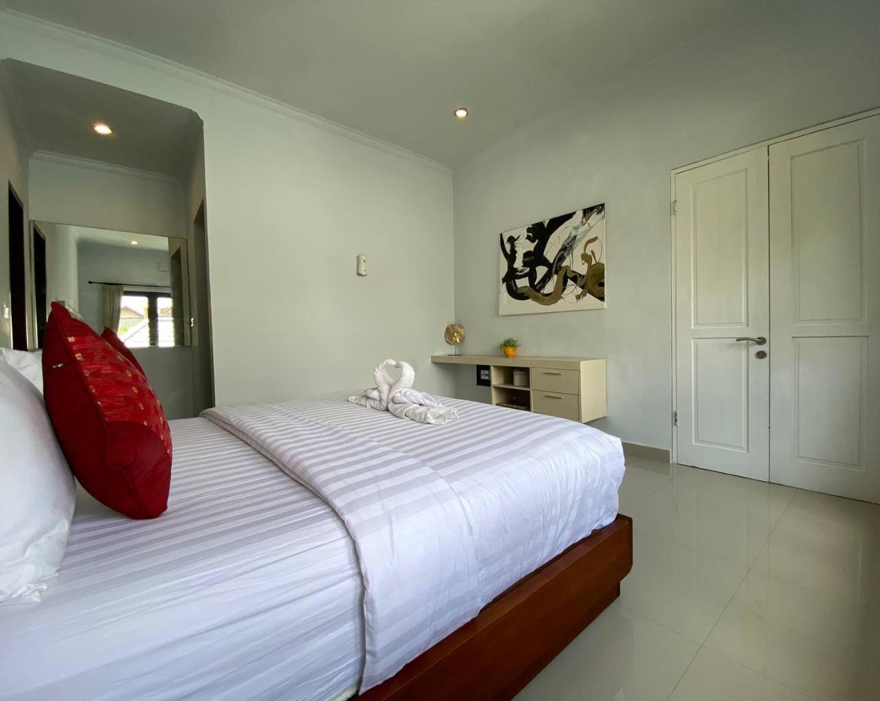 Lisa Dedaries Villa Seminyak Exteriör bild