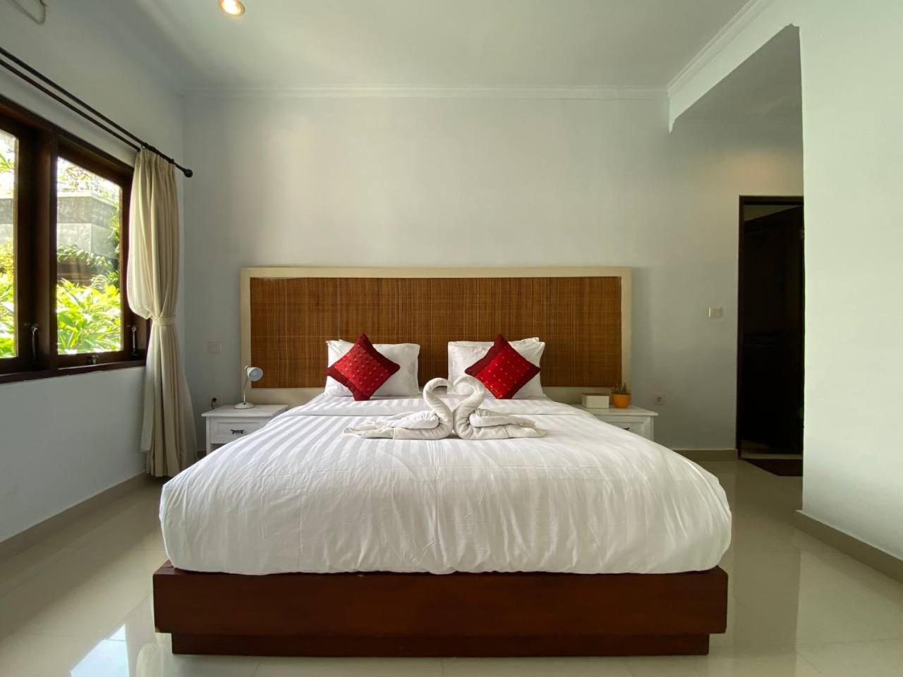 Lisa Dedaries Villa Seminyak Exteriör bild