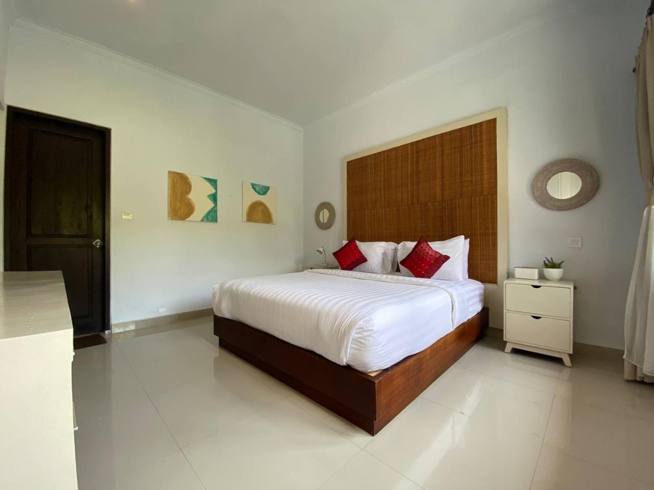 Lisa Dedaries Villa Seminyak Exteriör bild